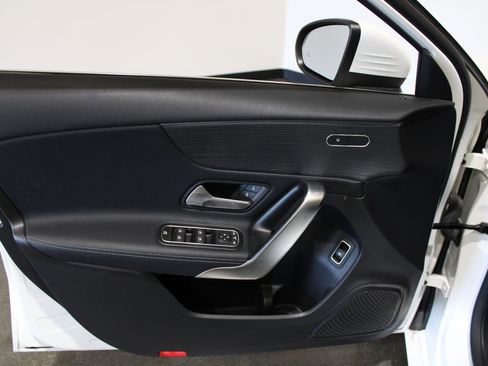 Used 2022 Mercedes-Benz A 220 4MATIC image 22