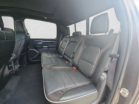 Used 2024 RAM 1500 Laramie AWD/4WD image 15
