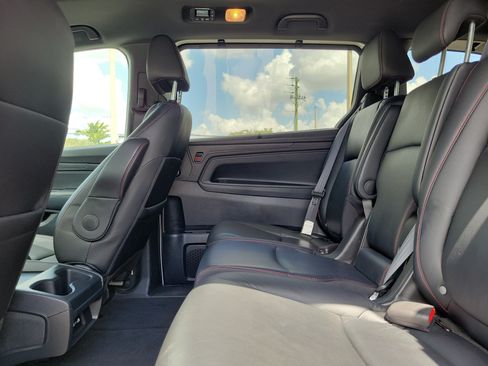 Certified 2023 Honda Odyssey Sport image 13