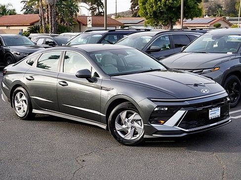 New 2026 Hyundai Sonata SE image 3