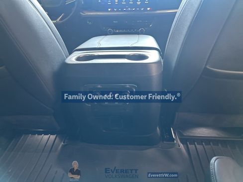 Used 2025 Chevrolet Tahoe Z71 w/ Z71 Off-Road Package image 30