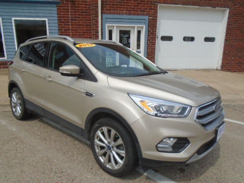 Used 2017 Ford Escape Titanium AWD/4WD image 12