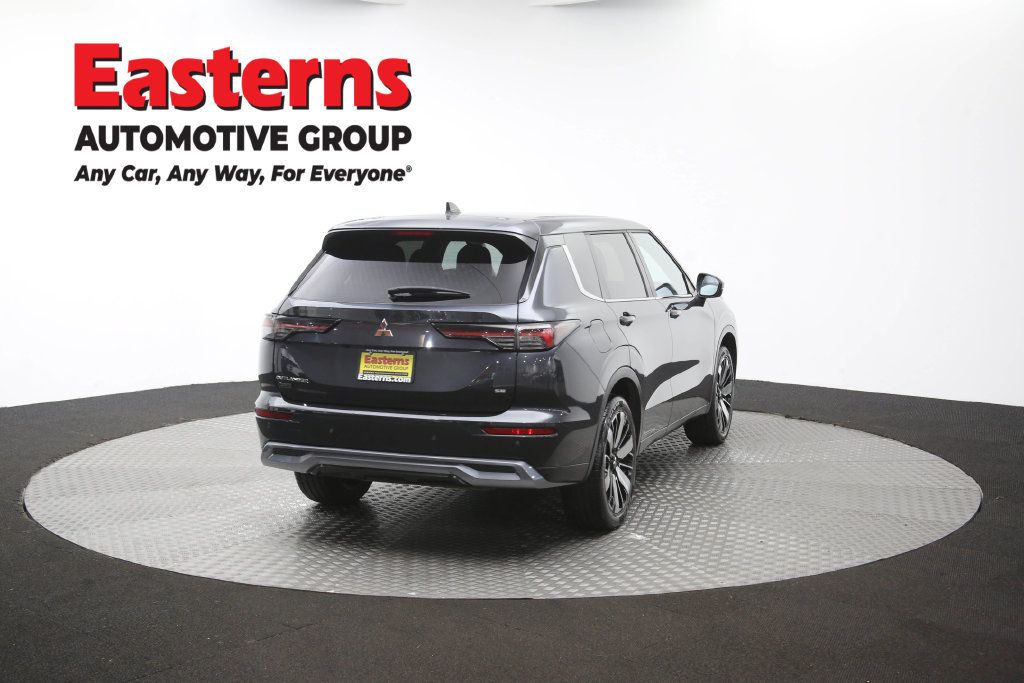 Used 2025 Mitsubishi Outlander SE FWD image 42