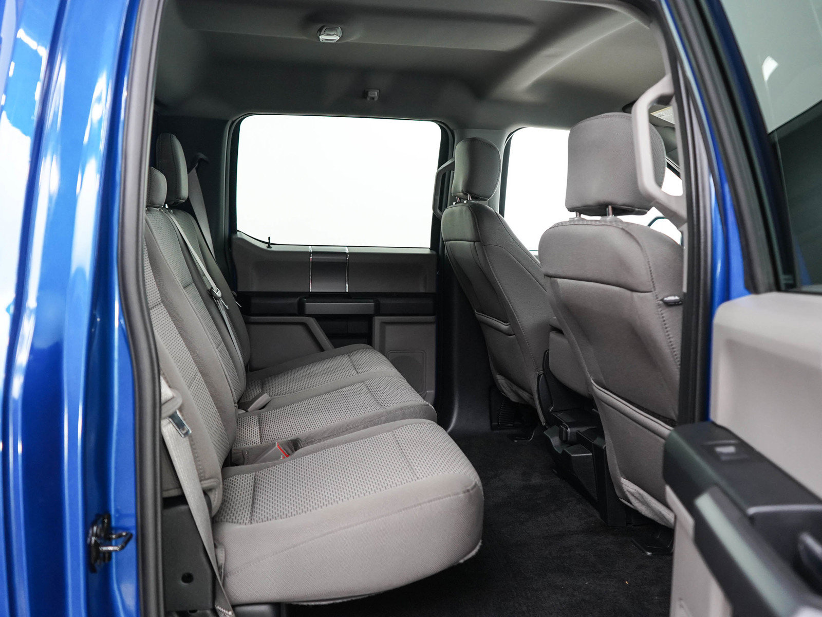 Used 2018 Ford F150 XLT w/ Equipment Group 302A Luxury AWD/4WD image 12