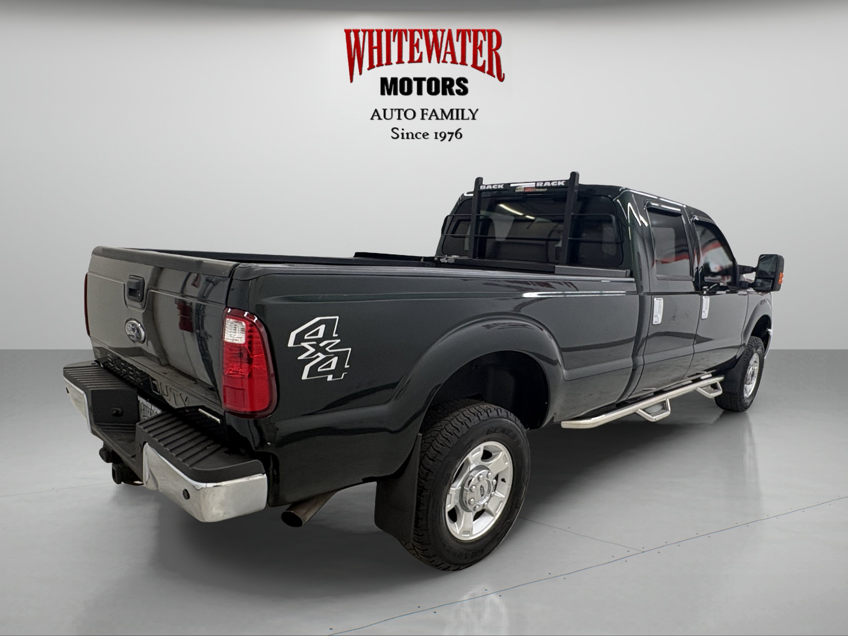Used 2016 Ford F250 XLT w/ XLT Value Package AWD/4WD image 4