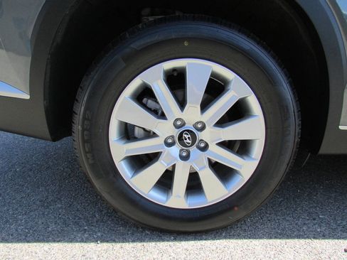 Used 2024 Hyundai Palisade SEL FWD image 12