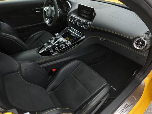 Used 2017 Mercedes-Benz AMG GT Coupe image 13