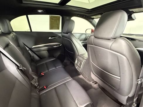 Used 2020 Cadillac XT4 Premium Luxury AWD/4WD image 29