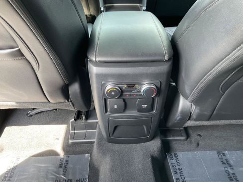 Used 2022 Ford Explorer ST w/ Equipment Group 401A AWD/4WD image 18