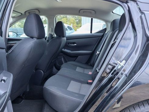 Used 2023 Nissan Sentra SV image 9