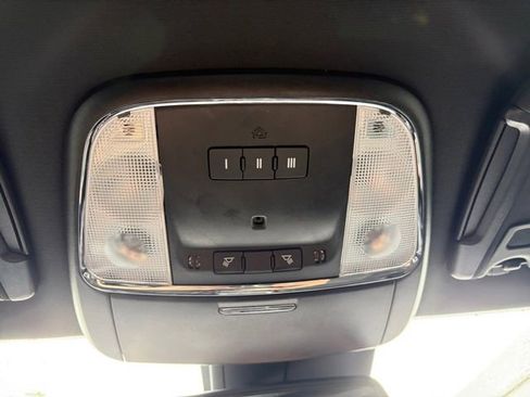 Used 2023 Dodge Charger R/T w/ Daytona Edition Group image 12