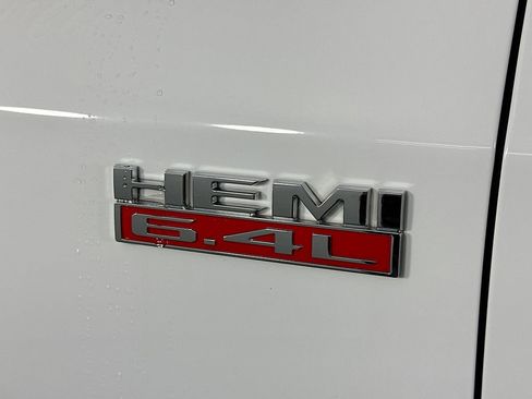 Used 2019 RAM 2500 Big Horn AWD/4WD image 26