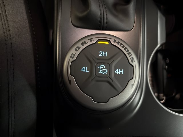 Used 2025 Ford Bronco 2-Door AWD/4WD image 27