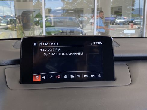 Used 2019 MAZDA CX-9 Touring AWD/4WD image 3