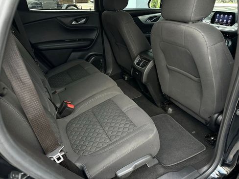 Used 2021 Chevrolet Blazer LT FWD image 17