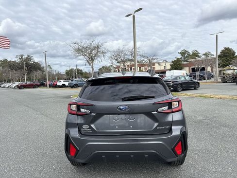 Used 2024 Subaru Crosstrek 2.0i Premium image 4