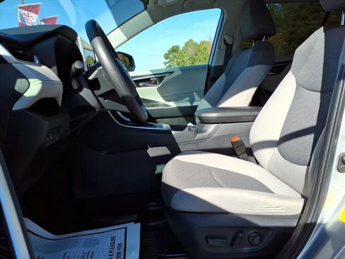 Certified 2024 Toyota RAV4 XLE image 14