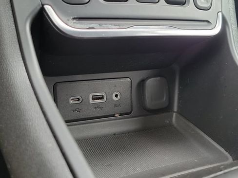 Used 2019 GMC Terrain SLE w/ Driver Convenience Package FWD image 18