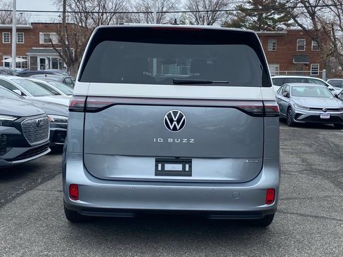 New 2025 Volkswagen ID. Buzz 1st Edition image 4