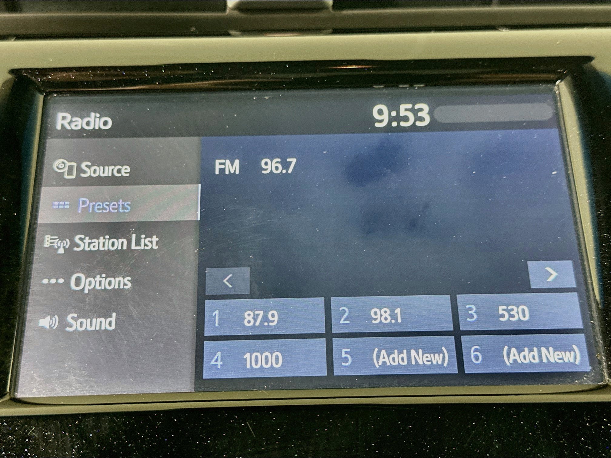 Used 2018 Toyota Camry LE FWD image 21