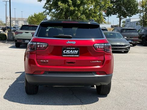 Used 2025 Jeep Compass Limited AWD/4WD image 6