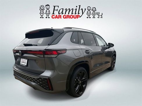New 2026 Volkswagen Tiguan SE R-Line FWD image 3