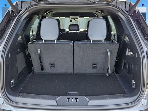 New 2026 Ford Explorer ST-Line image 6