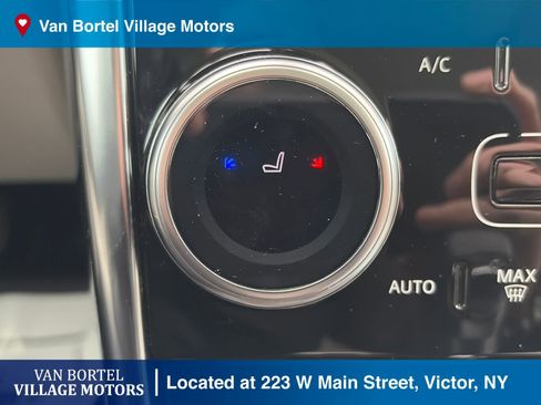 Used 2020 Jaguar XE S image 27