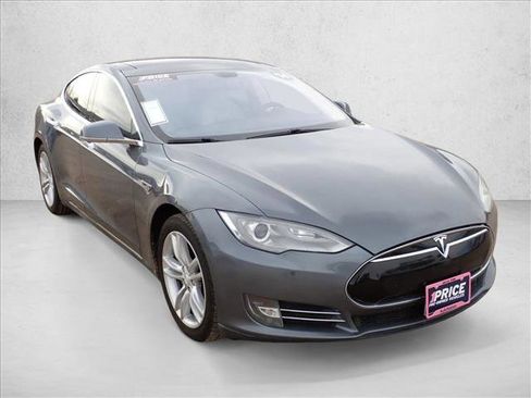 Used 2014 Tesla Model S 85 image 6