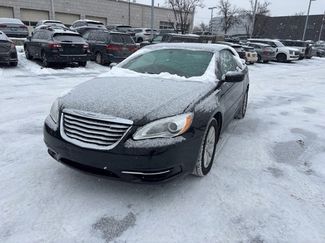 Used 2014 Chrysler 200 Touring video 1