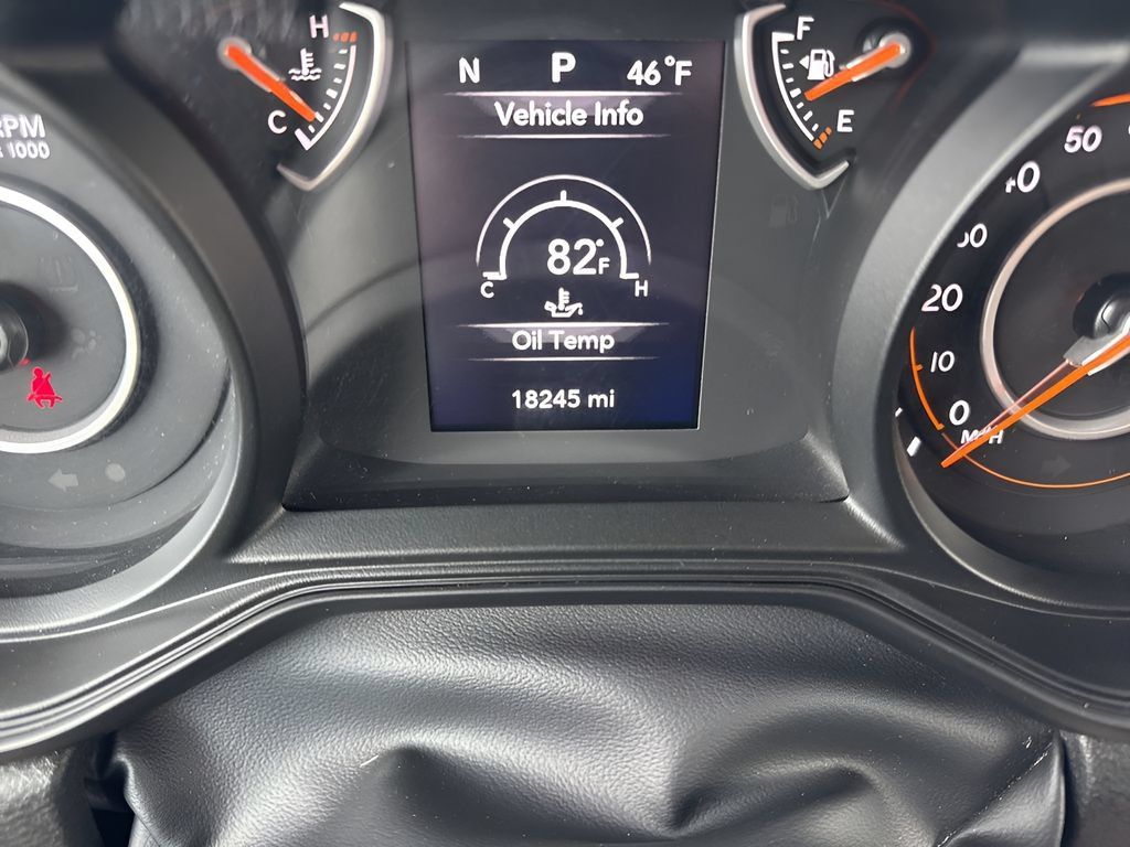 Used 2025 Jeep Wrangler Unlimited Sport AWD/4WD image 25
