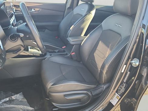 Used 2023 Kia Forte GT-Line w/ GT-Line Premium Package image 15