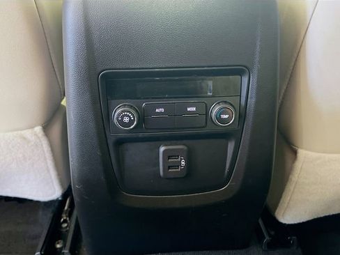 Used 2023 Buick Enclave Essence w/ Experience Buick Package image 27