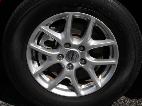 Used 2025 Chrysler Pacifica Select FWD image 31