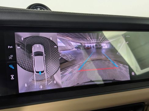 New 2026 Porsche Cayenne GTS image 31