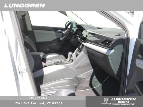 Used 2023 Volkswagen Taos SEL AWD/4WD image 22