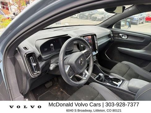 Certified 2023 Volvo C40 P8 Recharge Ultimate AWD/4WD image 5