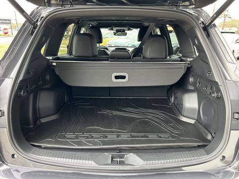 Certified 2025 Subaru Forester Limited image 11