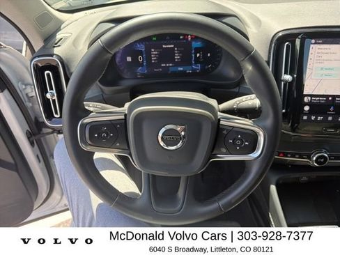 Used 2024 Volvo XC40 B5 Plus w/ Protection Package Premier AWD/4WD image 6
