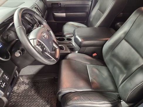 Used 2020 Toyota Sequoia TRD Sport w/ TRD Sport Premium Package image 20