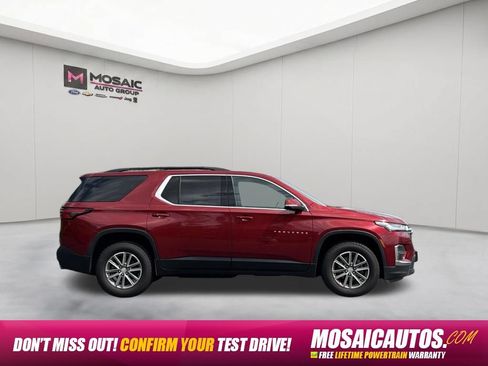 Used 2023 Chevrolet Traverse LT FWD image 8