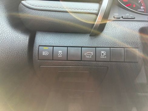 Used 2023 Toyota Camry XSE FWD image 38