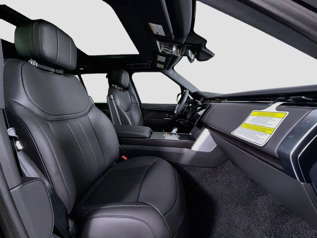 New 2026 Land Rover Range Rover SE AWD/4WD image 30