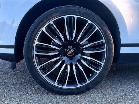 Used 2019 Land Rover Range Rover Velar S image 35