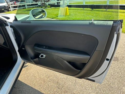 Used 2020 Dodge Challenger SXT w/ Blacktop Package image 10