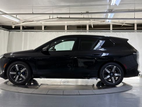 Used 2023 BMW iX xDrive50 w/ Premium Package AWD/4WD image 2