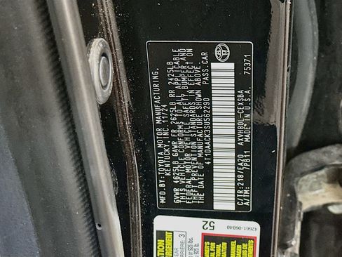 Used 2025 Toyota Camry SE FWD image 12