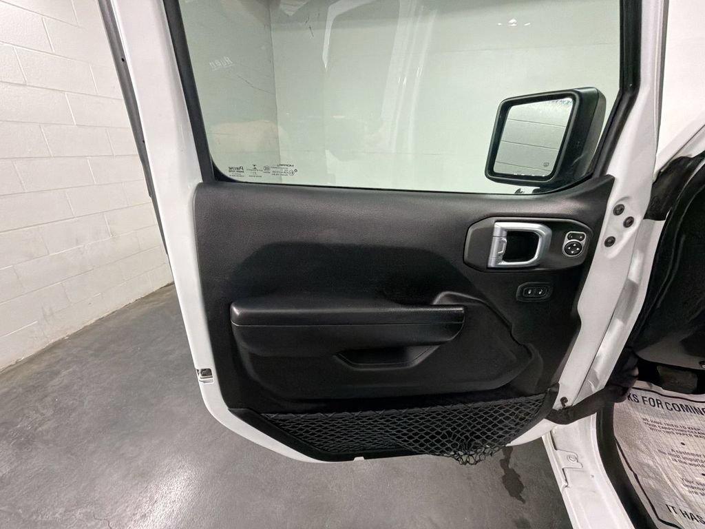 Used 2021 Jeep Wrangler Unlimited Sport AWD/4WD image 22