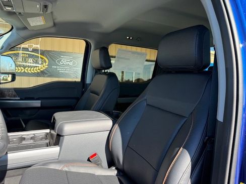 New 2026 Ford F350 Lariat w/ Black Appearance Package image 10
