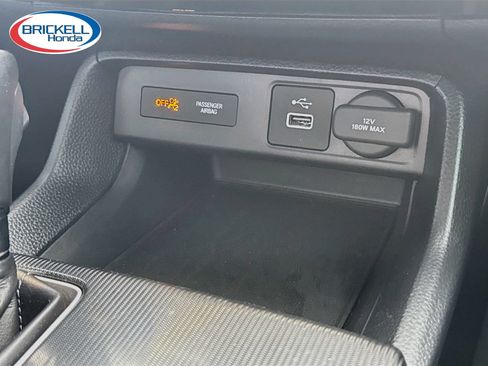 Used 2023 Honda Civic Sport image 32